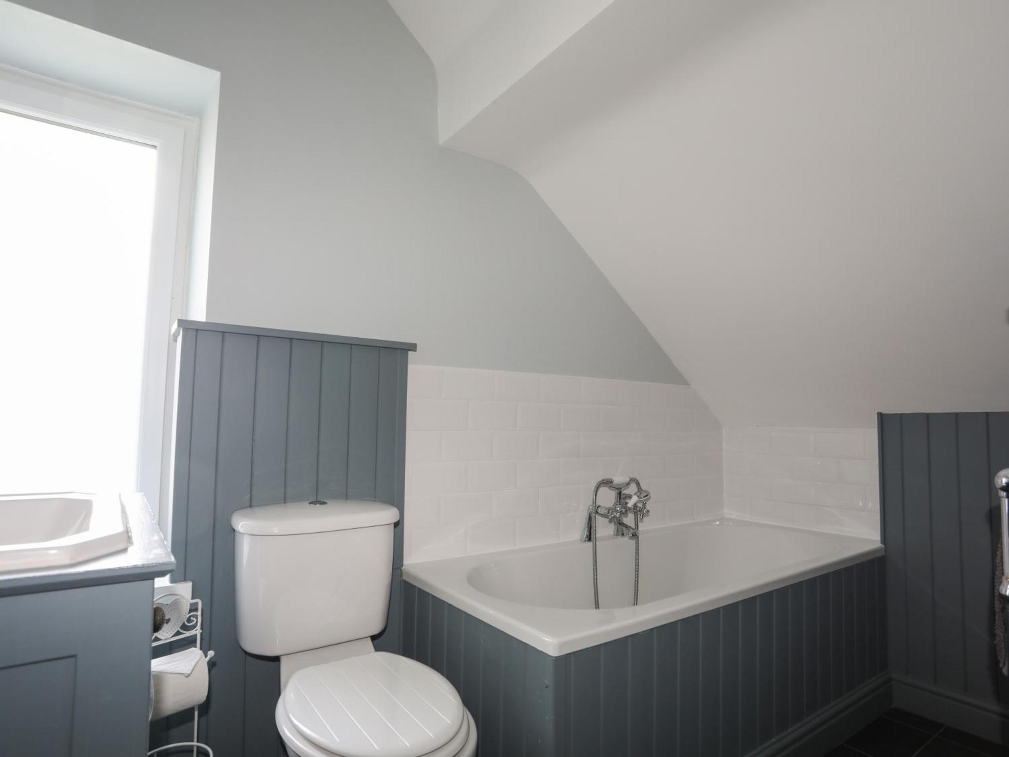 Вилла Min Y Mor Trearddur Bay Экстерьер фото