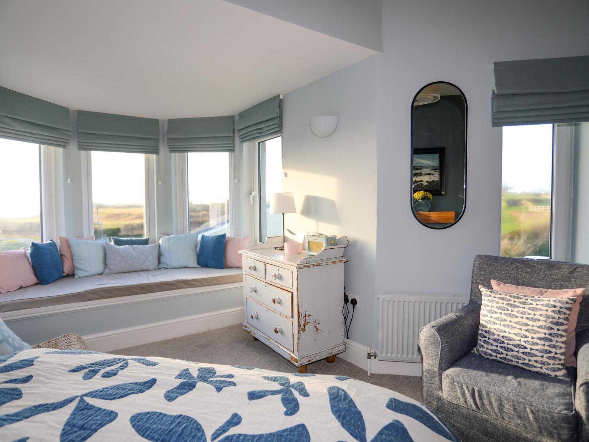 Вилла Min Y Mor Trearddur Bay Экстерьер фото